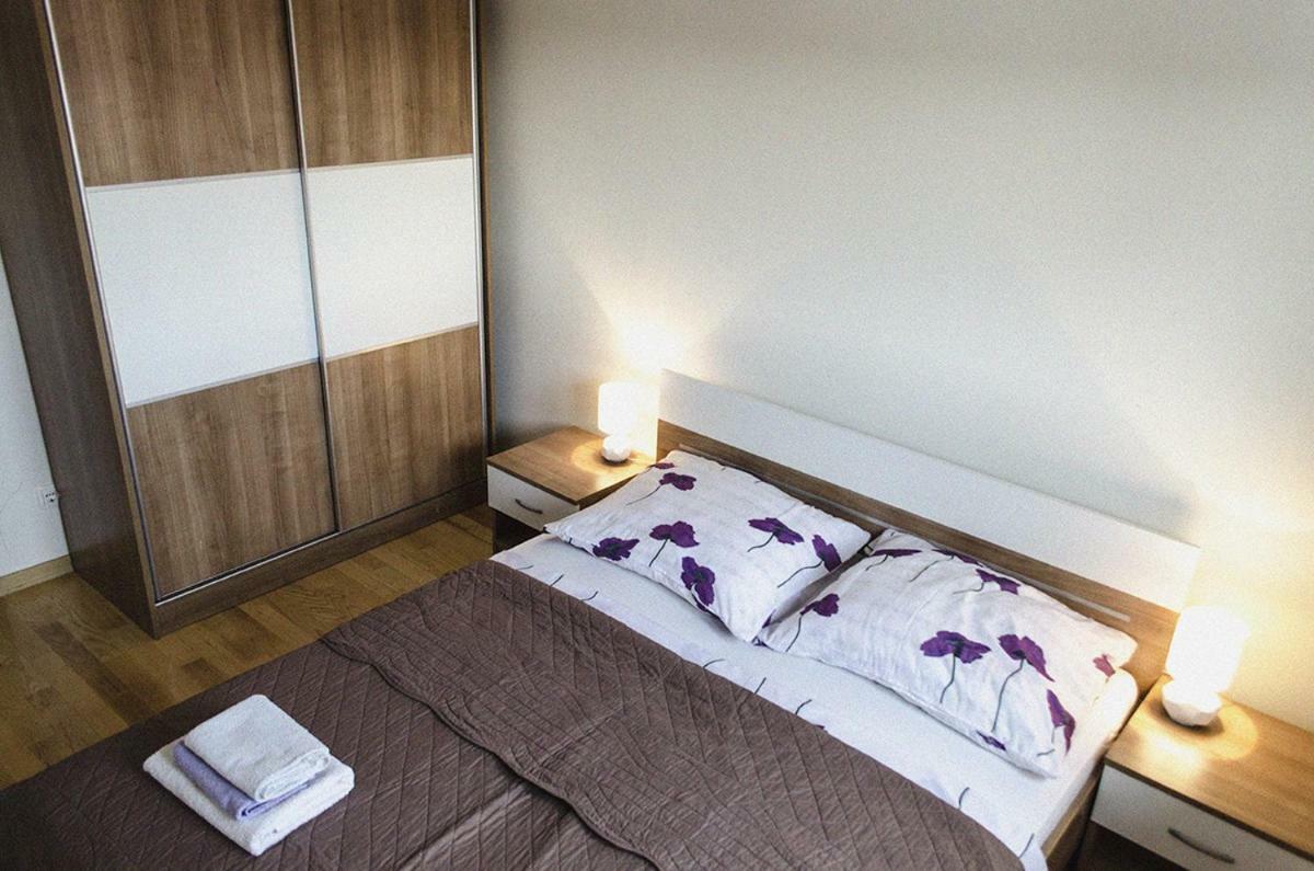 Mars Apartment Трогир Екстериор снимка